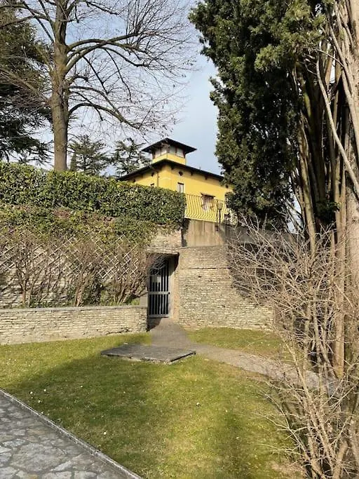 Villa Callas Divina Sirmione İtalya